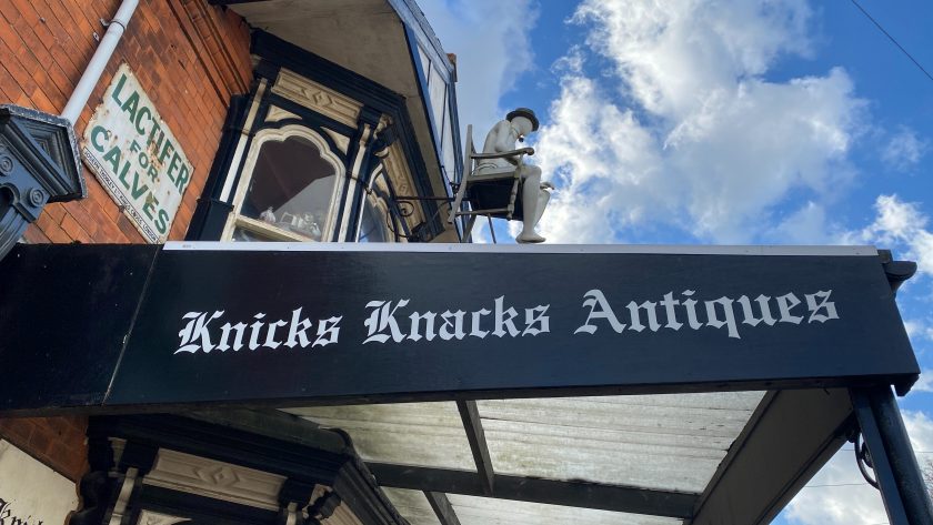 Knicks Knacks Antiques